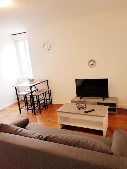 Apartmán Le Jeanne 4/6 Couchages, Wifi, Sanctuaire Lurdy Exteriér fotografie